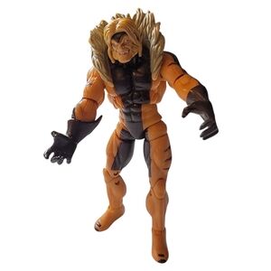 Hasbro 2010 Marvel SABRETOOTH Action Figure